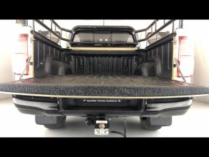 Toyota Hilux 2.4GD-6 Xtra cab Raider manual - Image 18