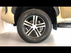 Toyota Hilux 2.4GD-6 Xtra cab Raider manual - Image 19