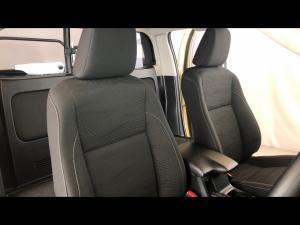 Toyota Hilux 2.4GD-6 Xtra cab Raider manual - Image 20