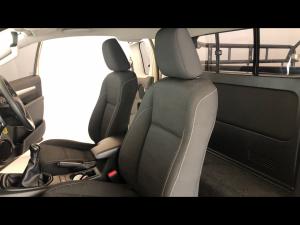Toyota Hilux 2.4GD-6 Xtra cab Raider manual - Image 21