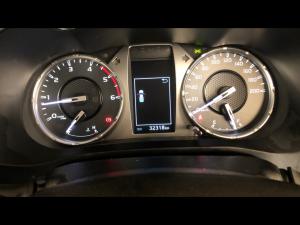 Toyota Hilux 2.4GD-6 Xtra cab Raider manual - Image 23