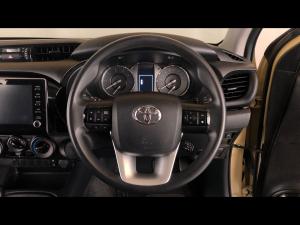Toyota Hilux 2.4GD-6 Xtra cab Raider manual - Image 26