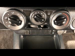 Toyota Hilux 2.4GD-6 Xtra cab Raider manual - Image 29