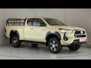 Toyota Hilux 2.4GD-6 Xtra cab Raider manual - Image 1