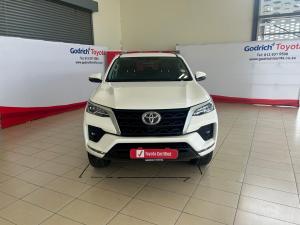 Toyota Fortuner 2.4GD-6 4x4 - Image 5