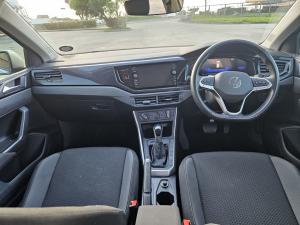 Volkswagen Polo hatch 1.0TSI Life auto - Image 6