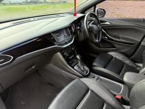 Opel Astra hatch 1.4T Sport auto - Image 7