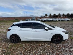 Opel Astra hatch 1.4T Sport auto - Image 3