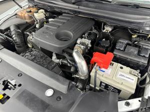 Ford Everest 3.2 Tdci LTD 4X4 automatic - Image 20
