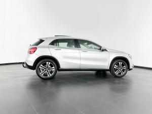 Mercedes-Benz GLA 200 automatic - Image 5