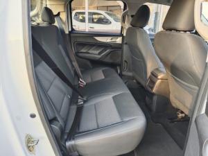GWM P-Series 2.0TD double cab SX manual - Image 8
