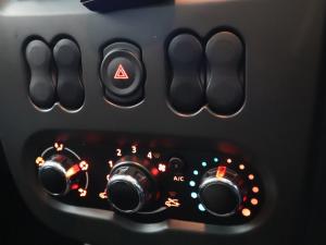 Nissan NP200 1.6i safety pack (aircon) - Image 16