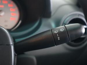 Nissan NP200 1.6i safety pack (aircon) - Image 19