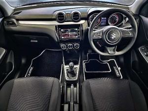 Suzuki Swift 1.2 GLX manual - Image 11