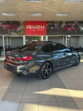 BMW 3 Series 320i - Image 6