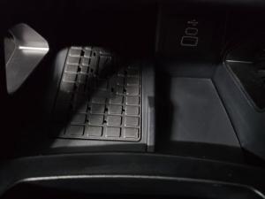 Ford Ranger 3.0T V6 double cab Raptor 4WD - Image 11