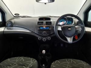 Chevrolet Spark 1.2 LS Black&White Edition - Image 12
