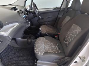 Chevrolet Spark 1.2 LS Black&White Edition - Image 9