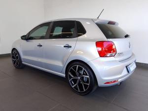 Volkswagen Polo Vivo hatch 1.4 Trendline - Image 5