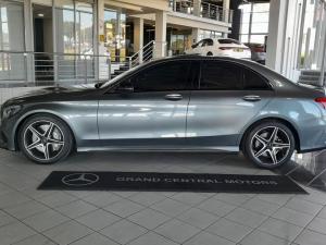 Mercedes-Benz C-Class C43 4Matic - Image 4