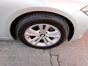 BMW 3 Series 318i auto - Image 10