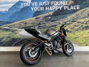 Triumph Street Triple 765 - Image 3