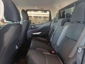 Nissan Navara 2.5DDTi double cab LE 4x4 - Image 14