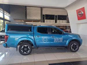 Nissan Navara 2.5DDTi double cab LE 4x4 - Image 8