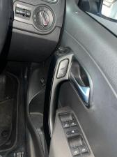 Volkswagen Polo sedan 1.6 Comfortline - Image 14