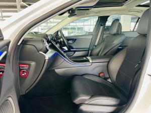 Mercedes-Benz C-Class C220d Avantgarde - Image 5