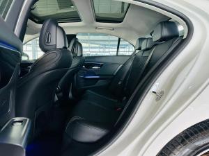 Mercedes-Benz C-Class C220d Avantgarde - Image 6