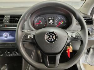 Volkswagen Polo Vivo hatch 1.6 Comfortline auto - Image 8