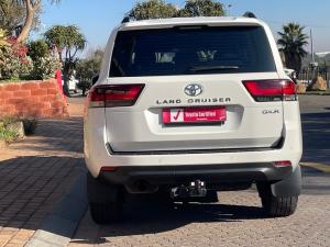 Toyota Land Cruiser 300 3.3D GX-R - Image 5