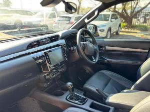 Toyota Hilux 2.8GD-6 48V double cab Legend - Image 7