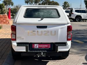 Isuzu D-Max 1.9TD double cab L 4x4 manual - Image 6