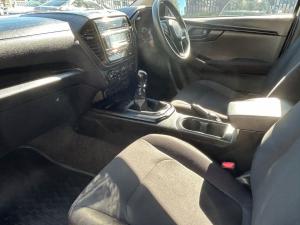 Isuzu D-Max 1.9TD double cab L 4x4 manual - Image 9