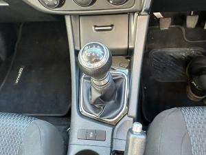 Toyota Corolla Quest 1.8 Plus manual - Image 9