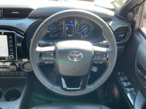 Toyota Hilux 2.8GD-6 double cab Legend auto - Image 8