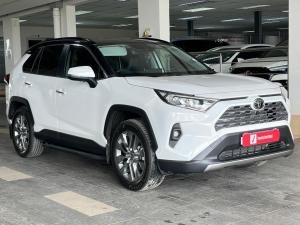 Toyota RAV4 2.0 VX - Image 1