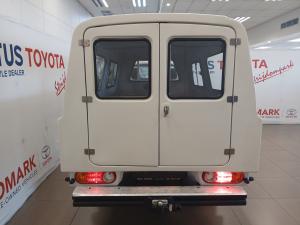 Hyundai H-100 Bakkie 2.6D deck - Image 5