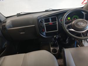 Hyundai H-100 Bakkie 2.6D deck - Image 6