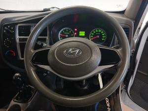 Hyundai H-100 Bakkie 2.6D deck - Image 8