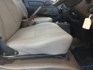 Hyundai H-100 Bakkie 2.6D deck - Image 17