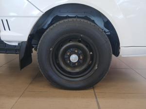 Hyundai H-100 Bakkie 2.6D deck - Image 20