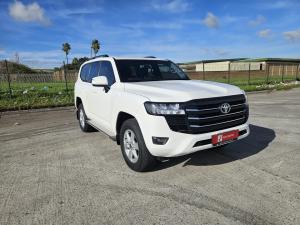Toyota Land Cruiser 300 3.3D GX-R - Image 1
