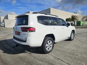 Toyota Land Cruiser 300 3.3D GX-R - Image 2