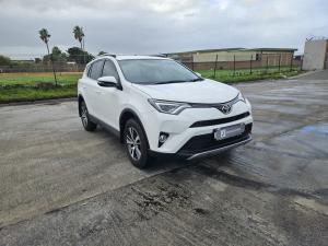 Toyota RAV4 2.2D-4D AWD GX - Image 1
