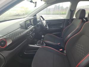 Hyundai Grand i10 1.0 Motion hatch manual - Image 7