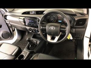 Toyota Hilux 2.4GD-6 single cab 4x4 SR - Image 7