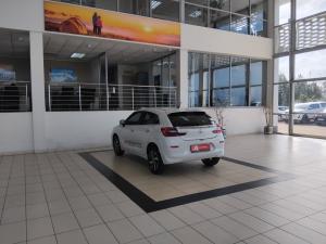 Toyota Starlet 1.5 XR auto - Image 10